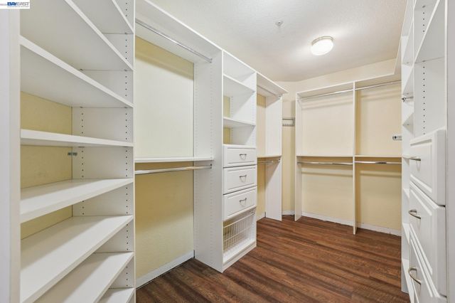 1042 Dana Cir, Livermore, CA 94550