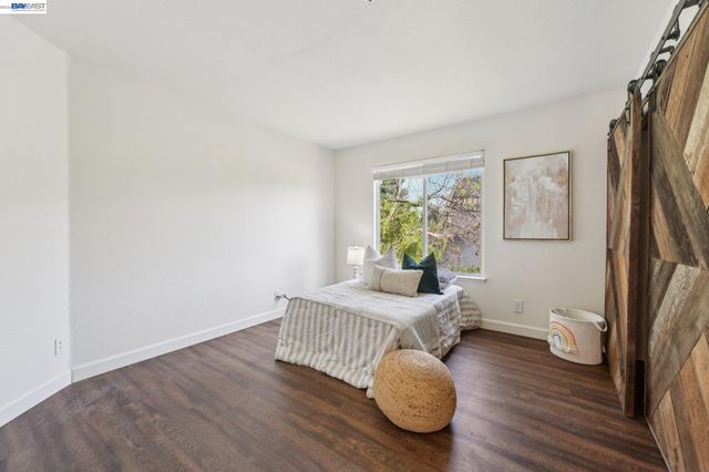 1042 Dana Cir, Livermore, CA 94550