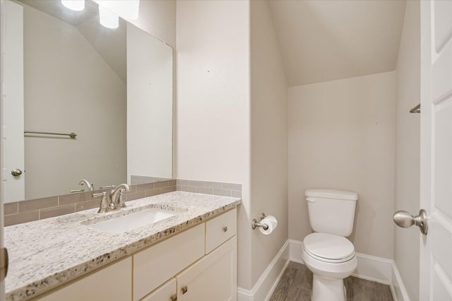 305 Coniglio CV, Lakeway, TX 78738