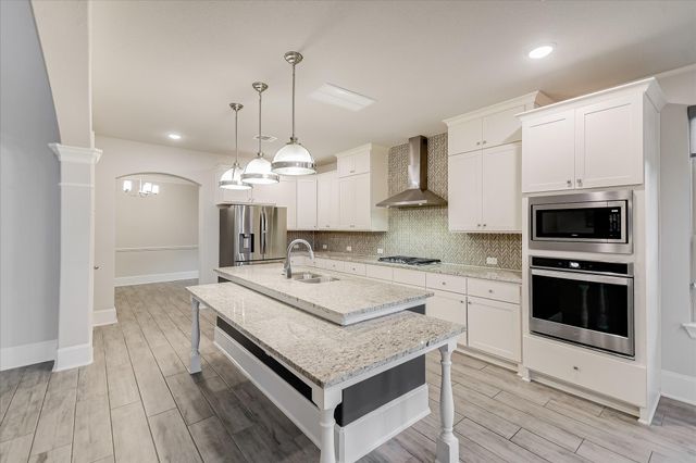 305 Coniglio CV, Lakeway, TX 78738