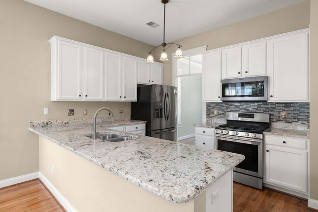 302 Hydrangea Street, Summerville, SC 29483