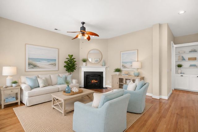 302 Hydrangea Street, Summerville, SC 29483