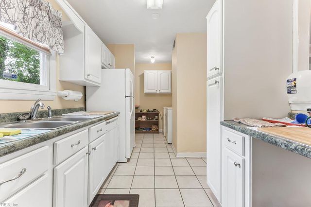 1603 Seaboard AVE, Chesapeake, VA 23324