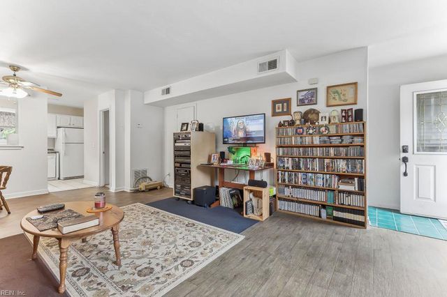 1603 Seaboard AVE, Chesapeake, VA 23324