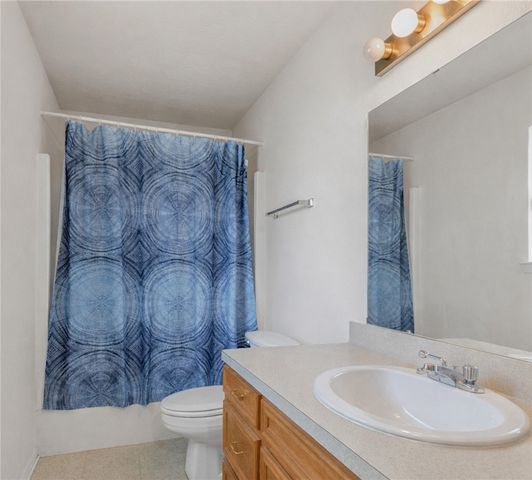 1003 West 17th Street, Bryan, TX 77803