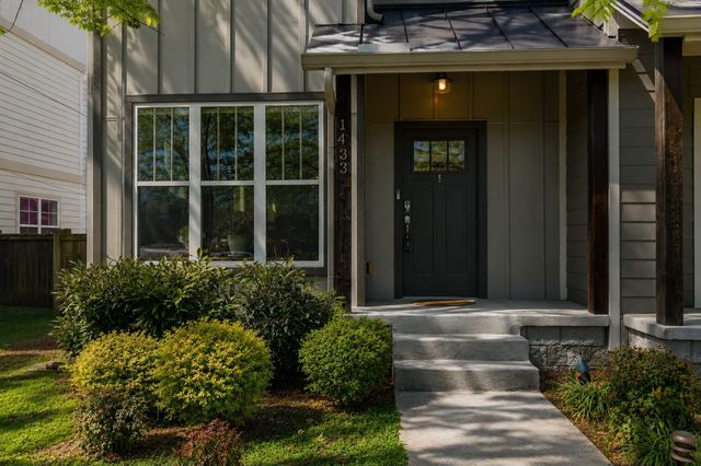 1433 14th Ave, S, Nashville, TN 37212