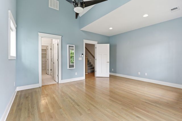 1433 14th Ave, S, Nashville, TN 37212