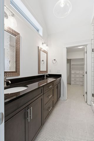 1433 14th Ave, S, Nashville, TN 37212