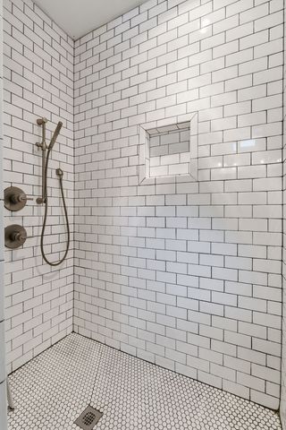 1433 14th Ave, S, Nashville, TN 37212