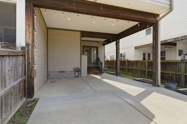 1433 14th Ave, S, Nashville, TN 37212