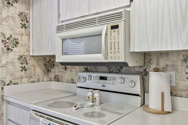 2113 MALCOLM DRIVE, Palm Harbor, FL 34684