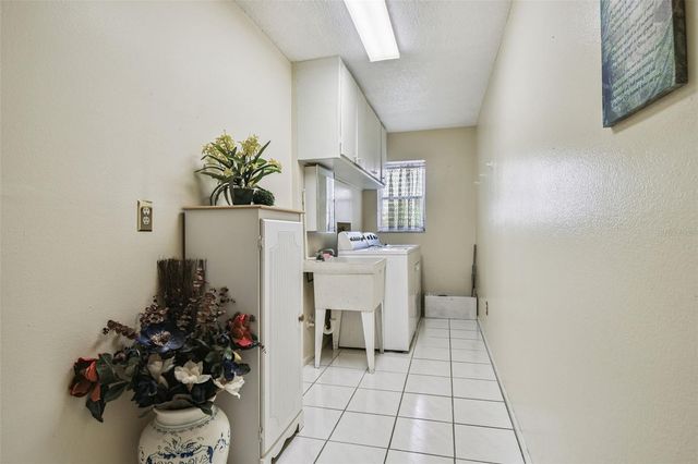 2113 MALCOLM DRIVE, Palm Harbor, FL 34684