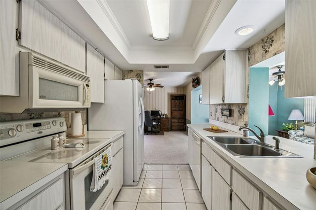 2113 MALCOLM DRIVE, Palm Harbor, FL 34684