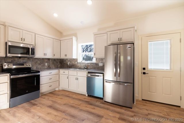 400 Vine Street, Chelsea, OK 74016