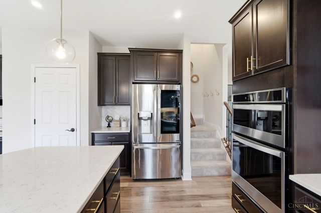 4354 Highland Green Drive, Mason, OH 45040