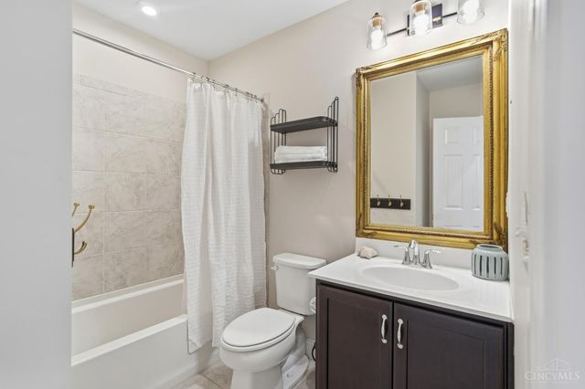 4354 Highland Green Drive, Mason, OH 45040