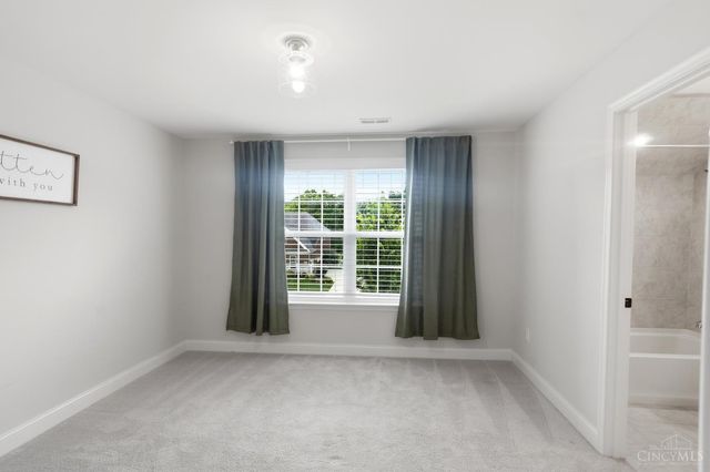 4354 Highland Green Drive, Mason, OH 45040
