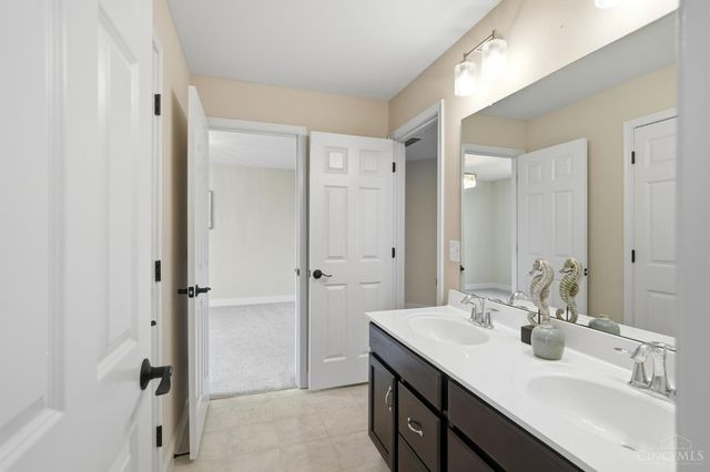 4354 Highland Green Drive, Mason, OH 45040