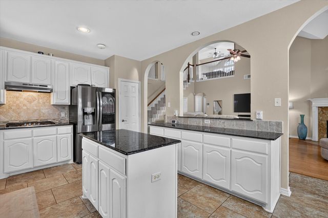 5425 Rolling Meadows Drive, Fort Worth, TX 76123