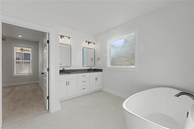 1120 Canyon Maple Street, Centerton, AR 72719