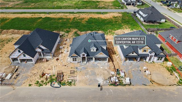 1120 Canyon Maple Street, Centerton, AR 72719