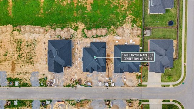1120 Canyon Maple Street, Centerton, AR 72719