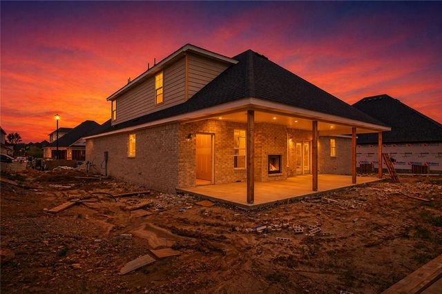1120 Canyon Maple Street, Centerton, AR 72719