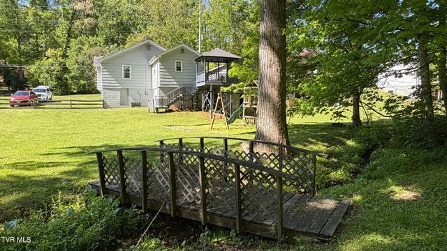 1420 East Cedar Street, Bristol, TN 37620