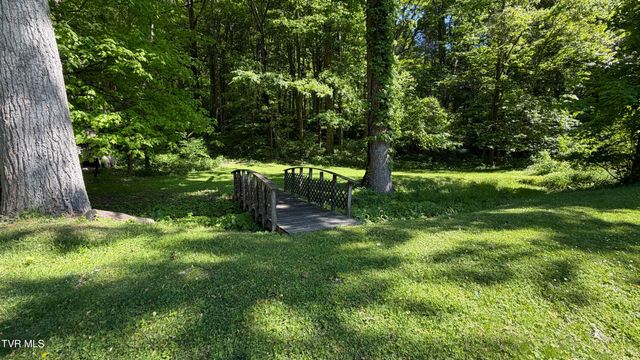 1420 East Cedar Street, Bristol, TN 37620
