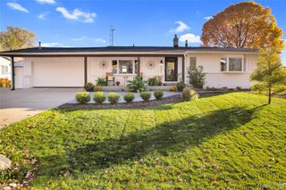 2483 Malibu Court, Fenton, MI 48430