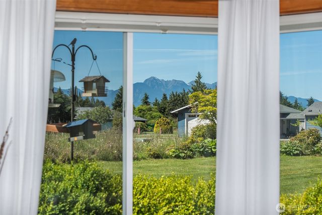 291 Grandview Drive, Sequim, WA 98382