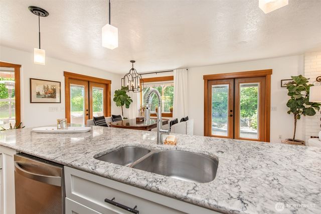 291 Grandview Drive, Sequim, WA 98382