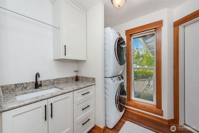 291 Grandview Drive, Sequim, WA 98382