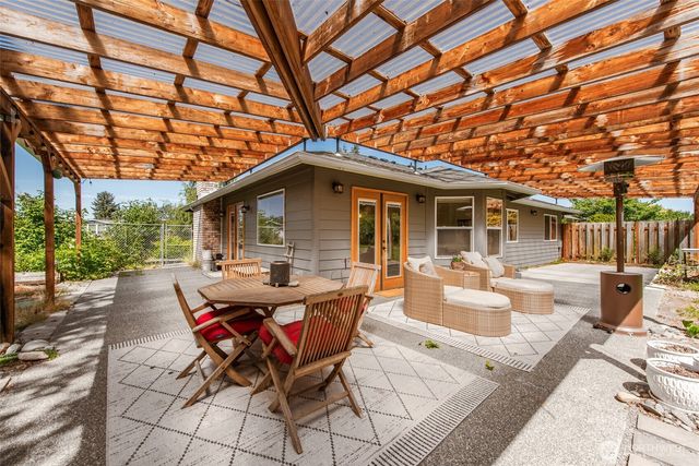 291 Grandview Drive, Sequim, WA 98382