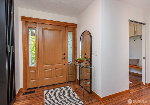 291 Grandview Drive, Sequim, WA 98382