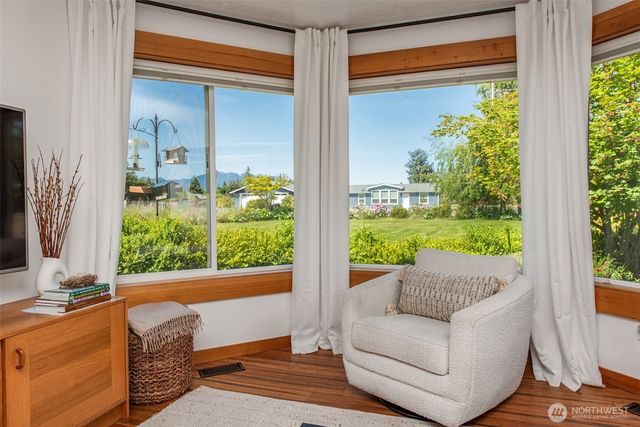 291 Grandview Drive, Sequim, WA 98382