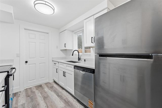3306 CANTRELL STREET, Holiday, FL 34690