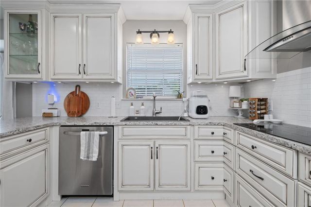 2503 Field Brook Circle E, Mobile, AL 36695