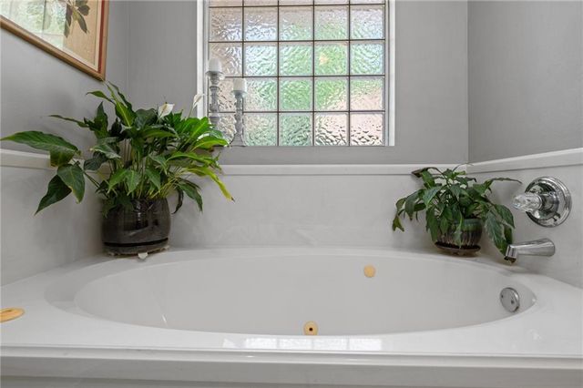 2503 Field Brook Circle E, Mobile, AL 36695
