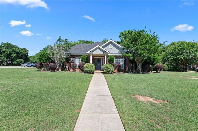 2503 Field Brook Circle E, Mobile, AL 36695