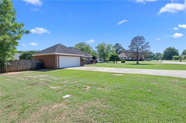 2503 Field Brook Circle E, Mobile, AL 36695