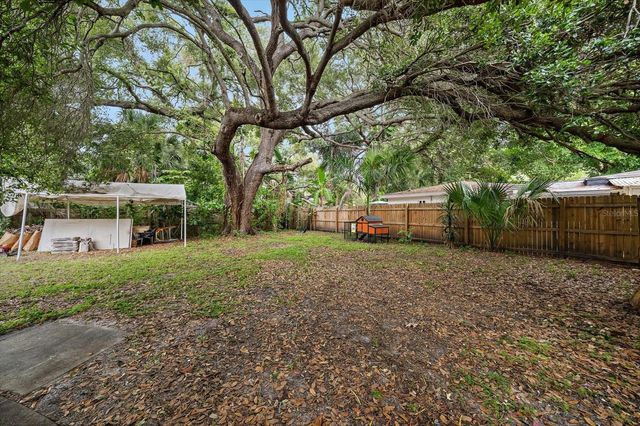 4102 ROYAL PALM AVENUE, Sarasota, FL 34234