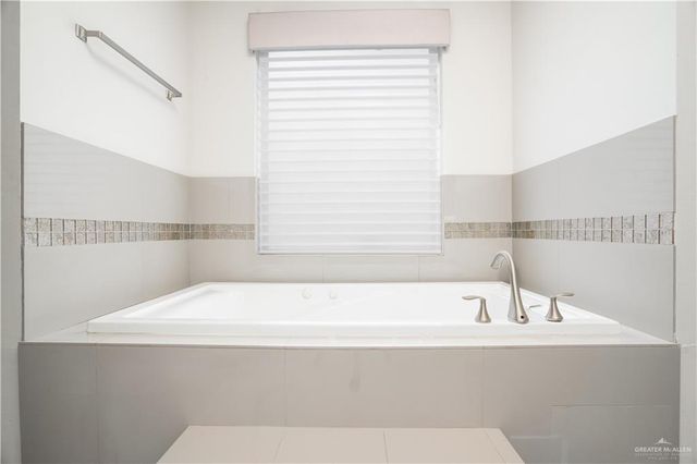 2511 Wernecke Avenue, Mission, TX 78574