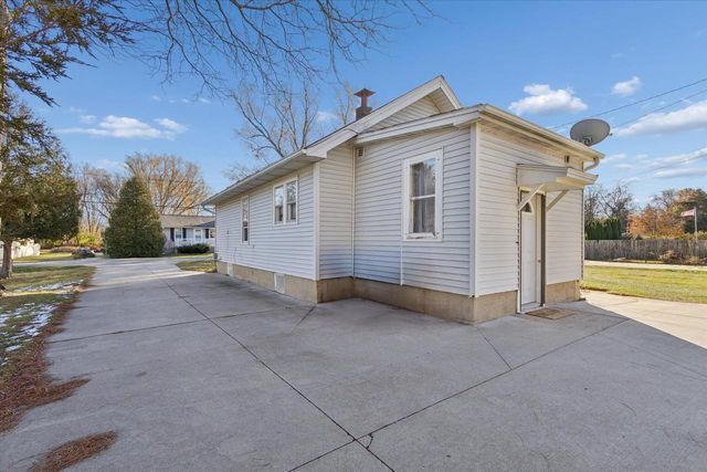 1328 Bittel Street, Beloit, WI 53511