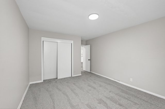 3224 Lake Lane, Arden Hills, MN 55112