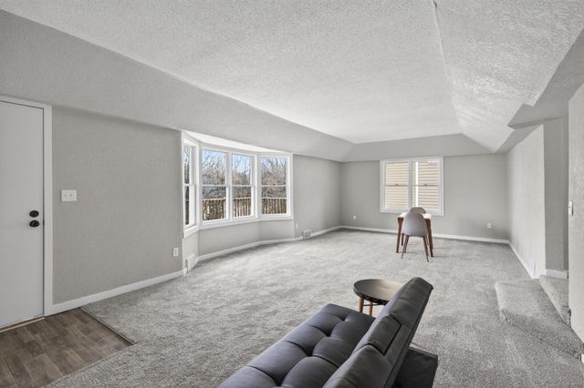 3224 Lake Lane, Arden Hills, MN 55112