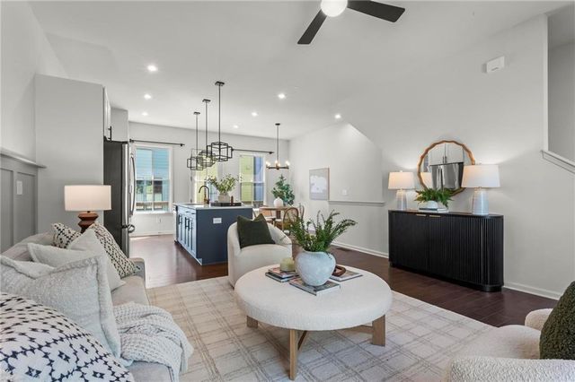 718 Needletail Way, Atlanta, GA 30312