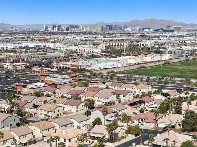 319 Fox Lake Avenue, Las Vegas, NV 89148