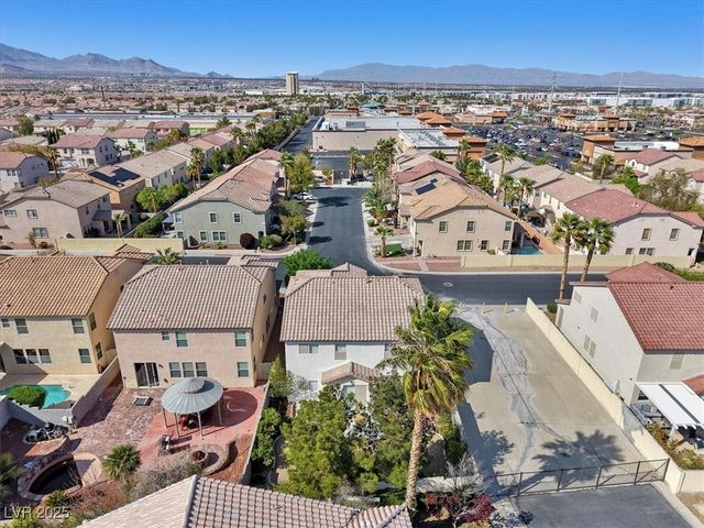 319 Fox Lake Avenue, Las Vegas, NV 89148