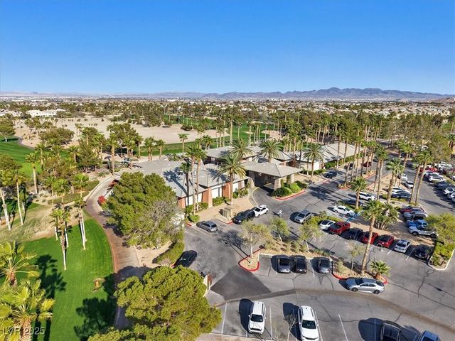 319 Fox Lake Avenue, Las Vegas, NV 89148